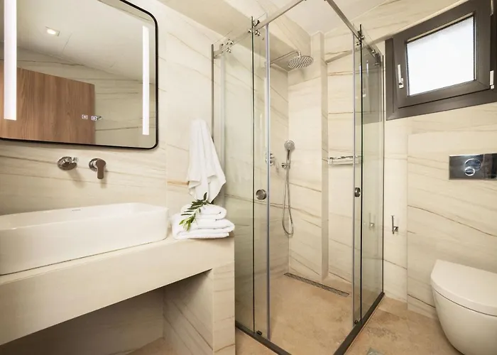 Krystalias Luxury Studio2
