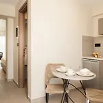 Krystalias Luxury Studio2 Apartment