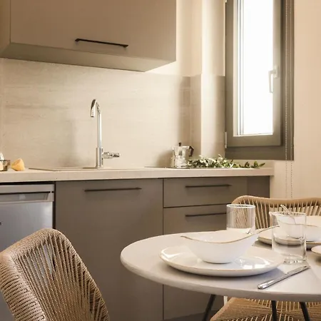 Krystalias Luxury Studio2 *